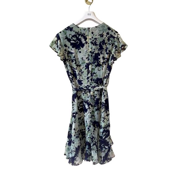 Danny & Nicole Plus Short Sleeve Floral Wrap Dress Size 16 - Picture 4 of 8